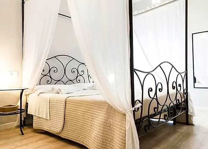 Aparthotel Nasoni Di 3*
